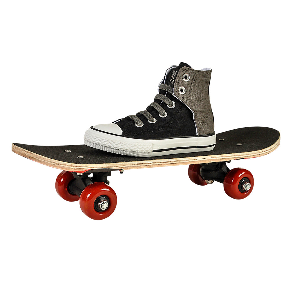 Designer Skateboard - (Case Pack Quantity: 1) $17.00 per piece